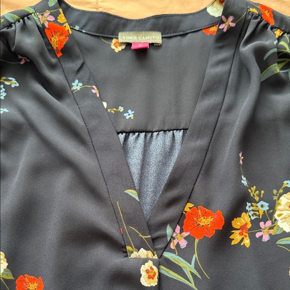 Vince Camuto Dark Blue Floral Blouse - Picture 5 of 5